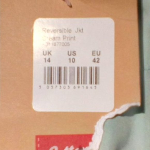 Jacket Reversable lightweight NWT Size Woman's-10 - Picture 7 of 7